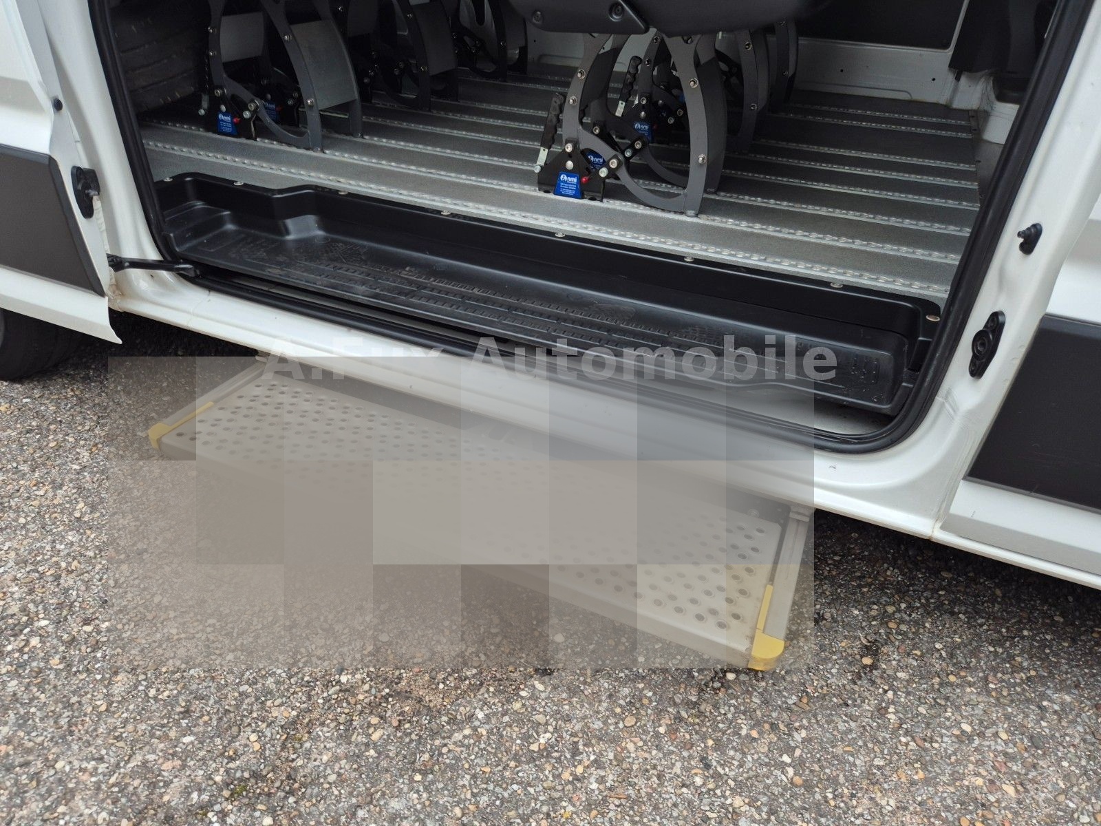 Volkswagen Crafter 35 mittellang 9-Sitzer Rollstuhllift DSG foto 15