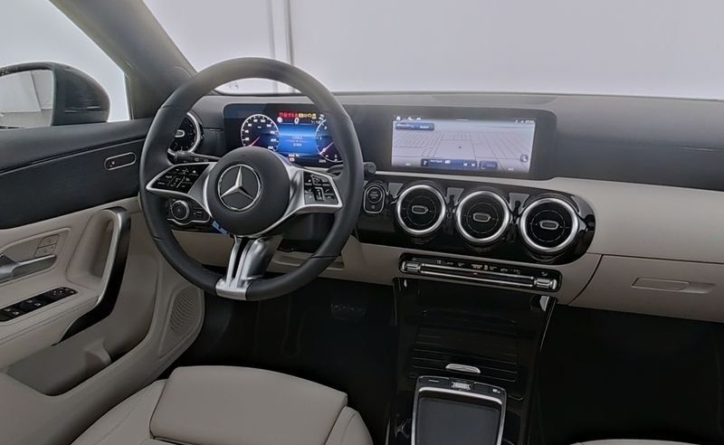 Mercedes-Benz A 200 d PROGRESSIVE ADVANCED PANORAMADACH WINTER foto 6