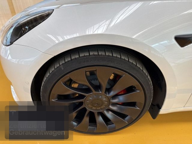 Tesla Model 3 Performance foto 7
