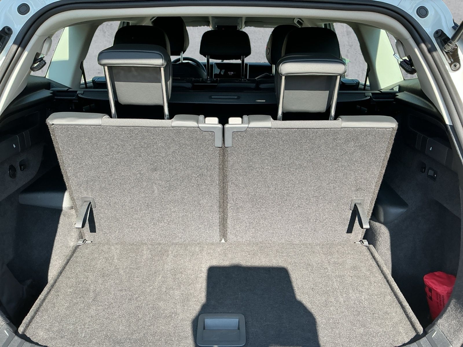 Volkswagen Tayron 2.0 TDI 4M LIFE HD-MATRIX+NAVI+AHK+DCC+7S foto 14