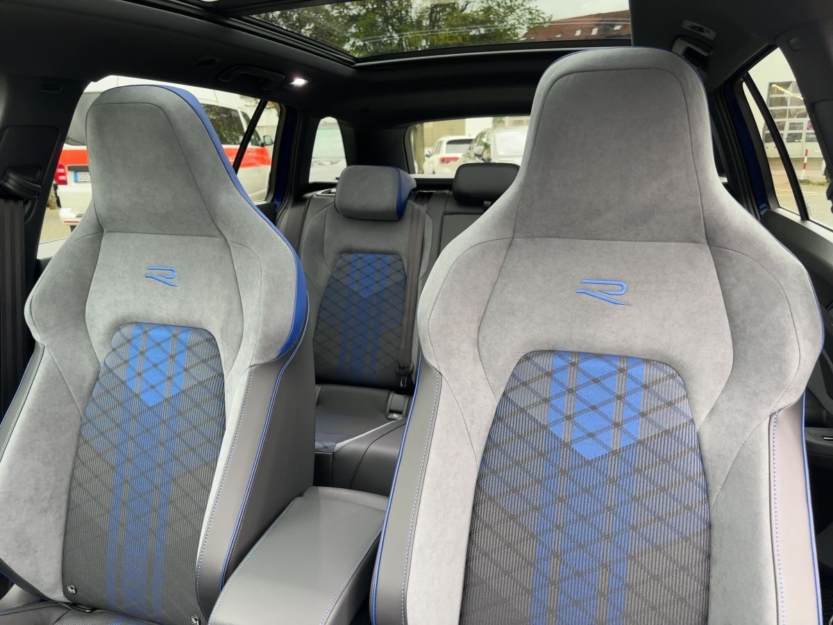 Volkswagen Golf VIII Variant R 2,0 TSI 4M 333 PS DSG *PANO* foto 13