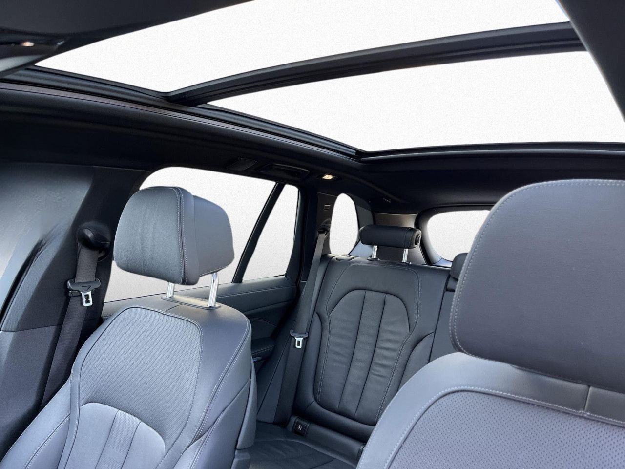 BMW X5 xDr 30d xLine HUD HIFI PA+St+Go Sthz AHK Pano foto 11