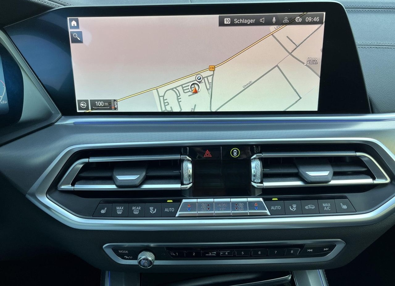 BMW X5 xDr 30d xLine HUD HIFI PA+St+Go Sthz AHK Pano foto 9