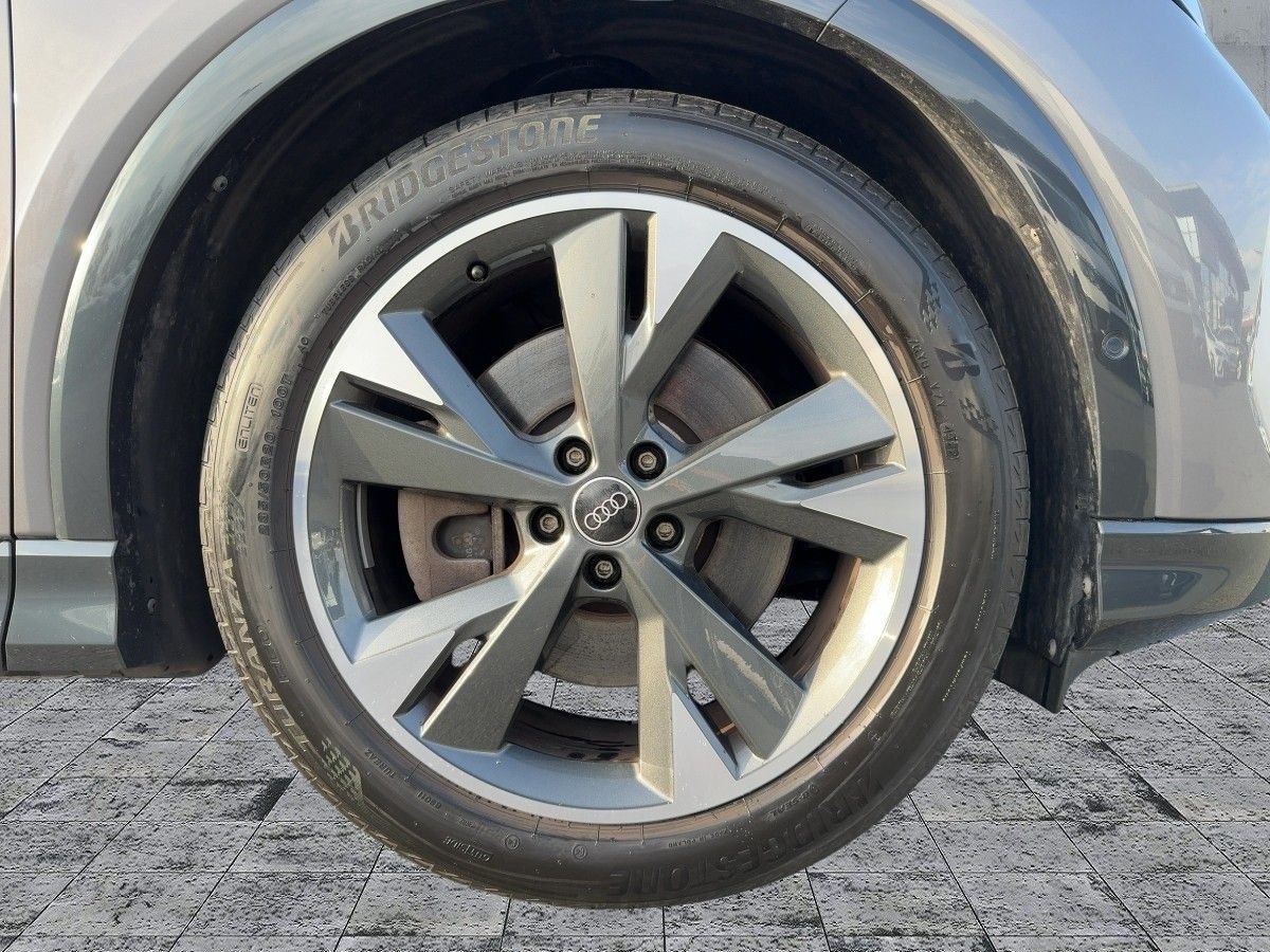 Audi Q4 e-tron 40 S-LINE EXT LED+RFK+ACC+SHZ+20"LM foto 8