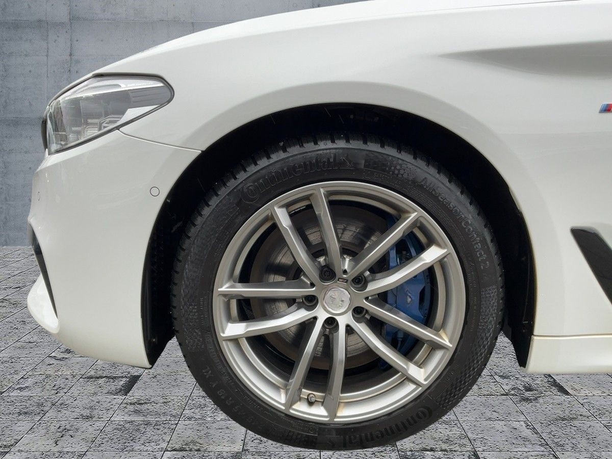 BMW 540d Touring xDrive M SPORT LED+NAV+ACC+STDHZG foto 8