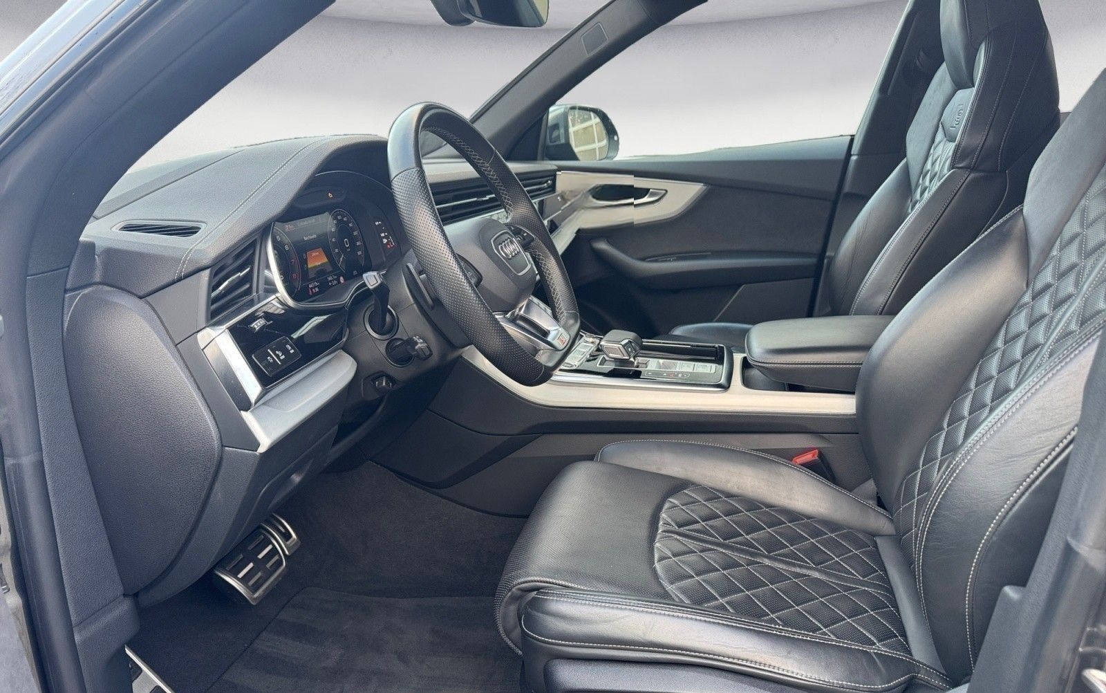 Audi Q8 55 TFSI e quattro tiptronic S line PHEV Leder foto 8