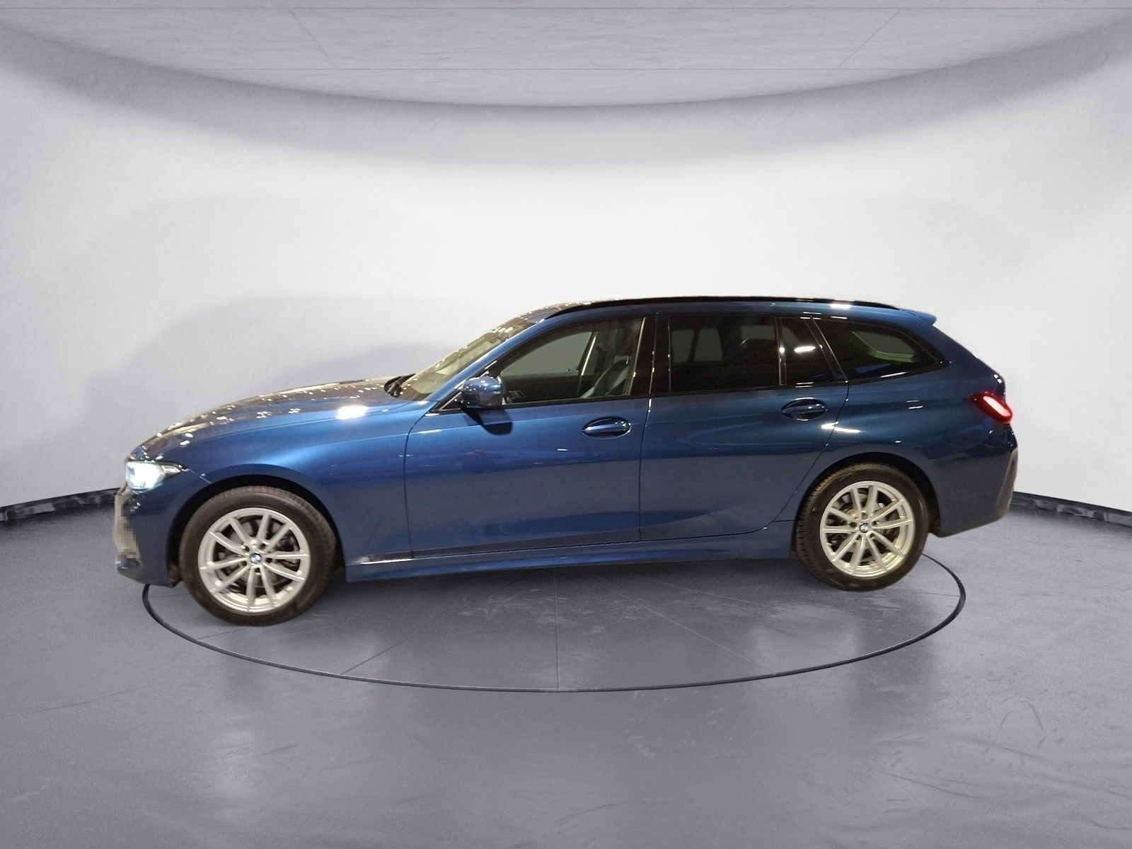 BMW 320d xDrive Touring AHK Panorama Standheizung AC foto 3