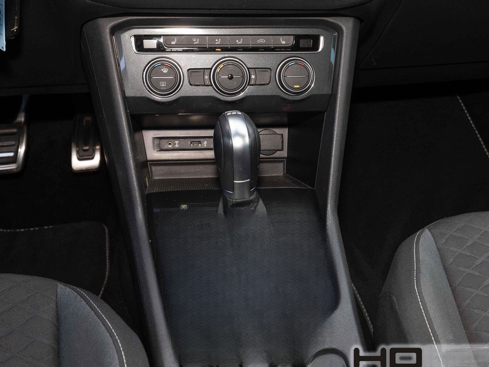 Volkswagen Tiguan 2.0 TSI DSG Join 4Motion LED Navigation K foto 9