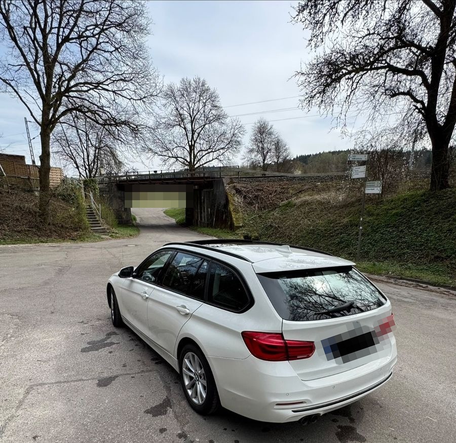 BMW 320d Touring Sport Line Automatic Spo... foto 2