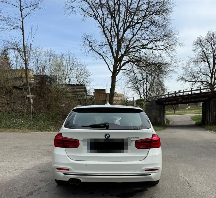 BMW 320d Touring Sport Line Automatic Spo... foto 3