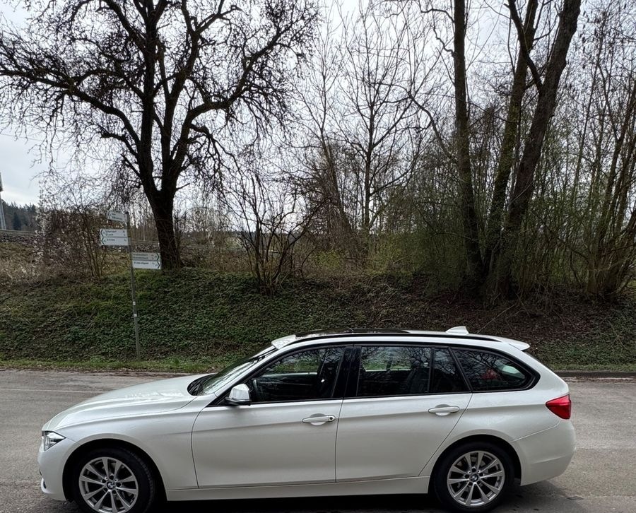 BMW 320d Touring Sport Line Automatic Spo... foto 4