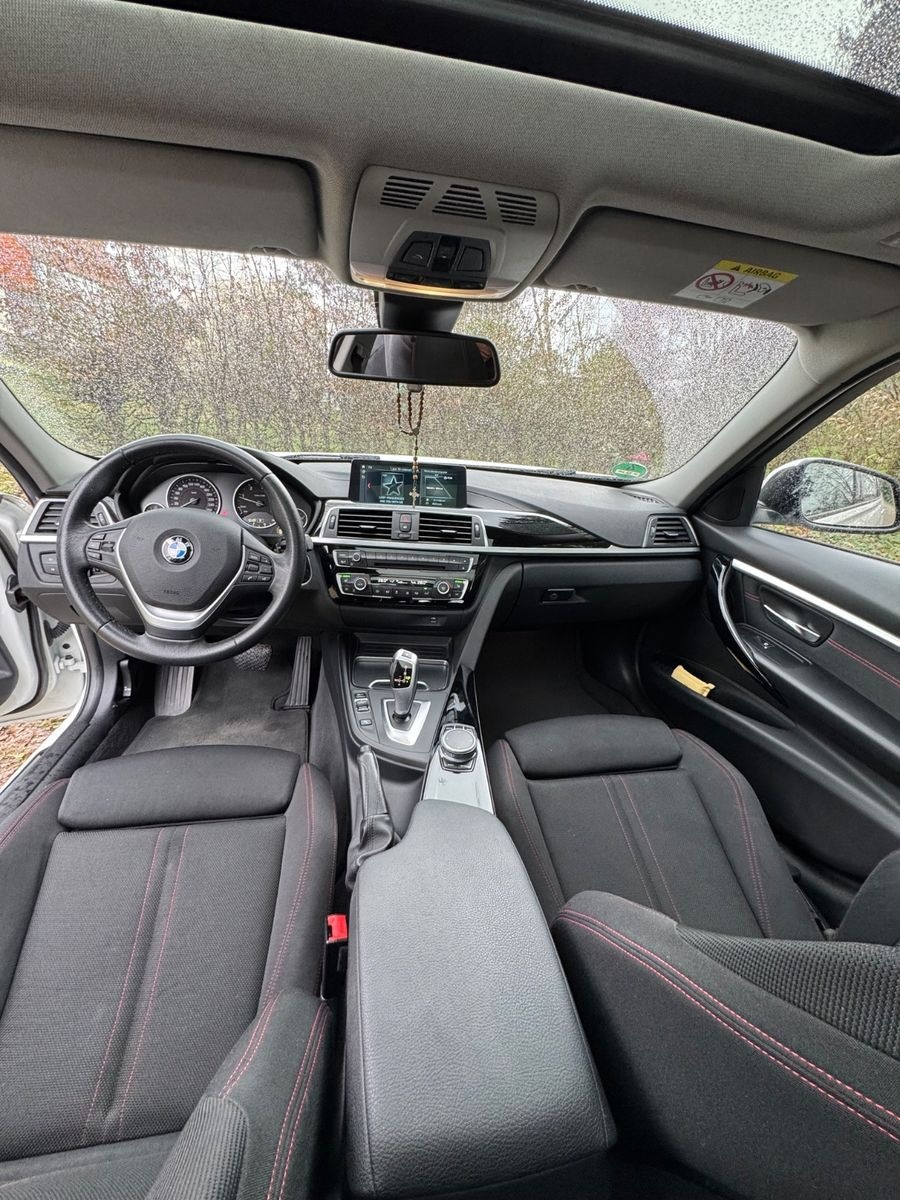 BMW 320d Touring Sport Line Automatic Spo... foto 9