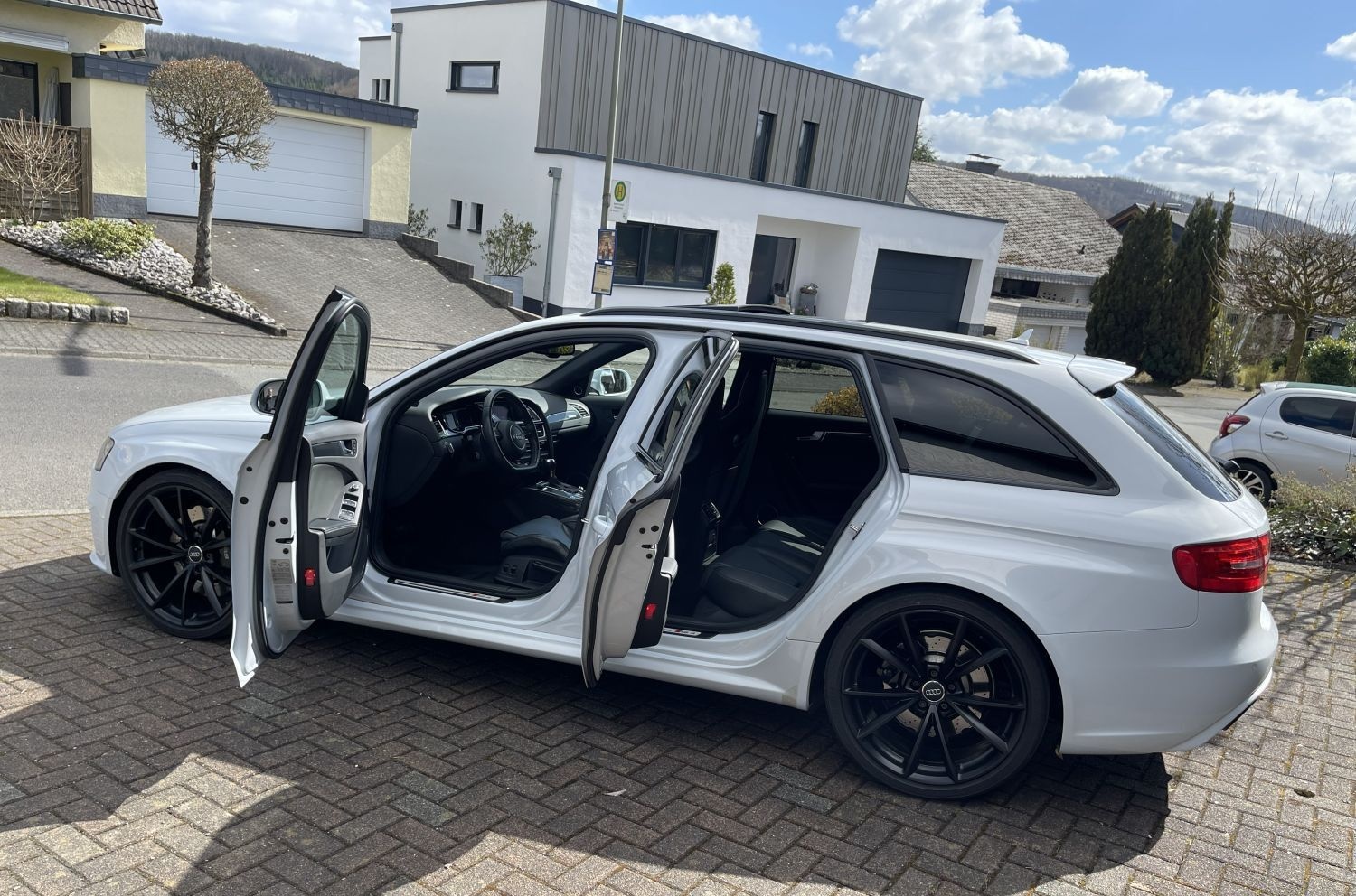 Audi RS4 ,RS-Schalensitze,ACC,Pano,20",B&O,77TKm,1HD foto 10