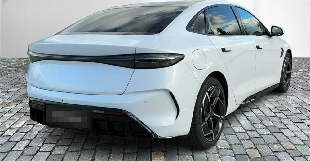 BYD SEAL Design Wärmepumpe Alu KA LED Link LRH NAV  foto 3