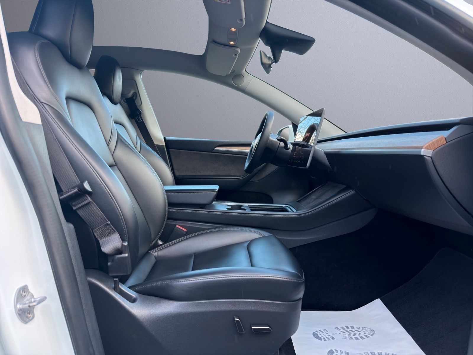 Tesla Model Y Long Range Dual AWD/LED/AMD/Kamera/ foto 13