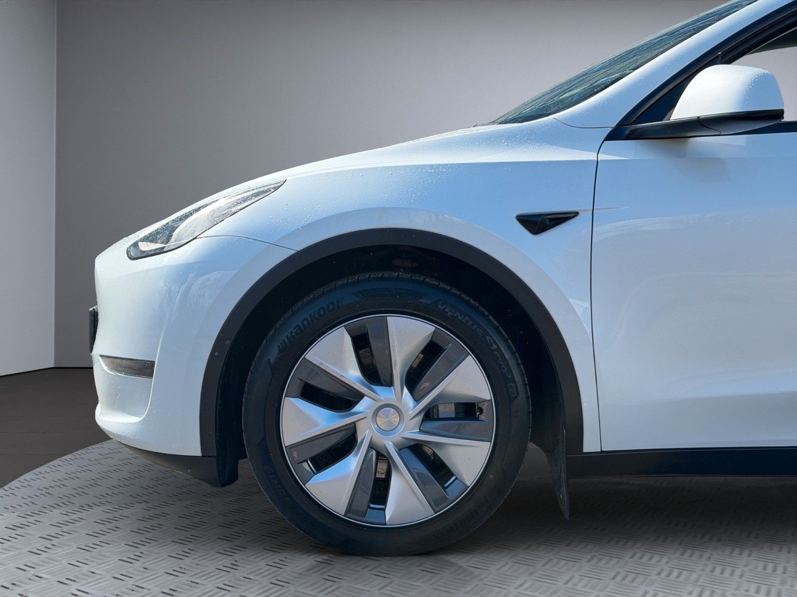 Tesla Model Y Long Range Dual AWD/LED/AMD/Kamera/ foto 21