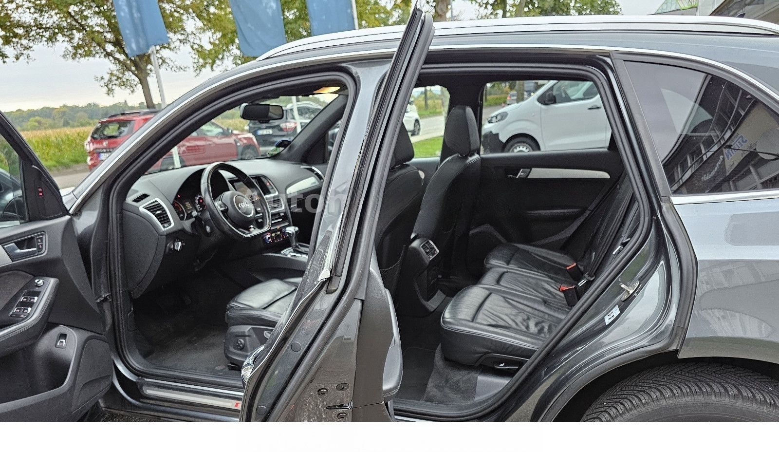 Audi Q5 3.0 TDI S tronic quattro S-LINE SPORT-PLUS foto 32