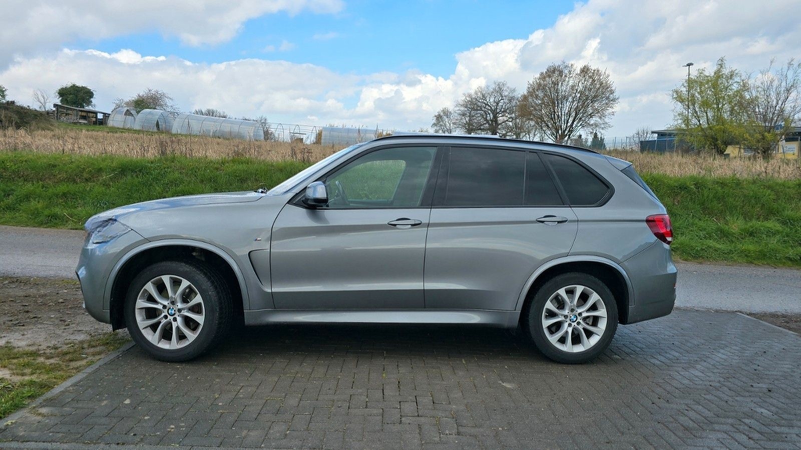 BMW X5 xDrive40d M Sportpaket  Spacegrau Metallic foto 4