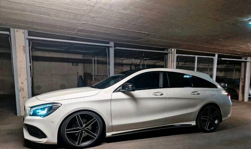 Mercedes-Benz Mercedes Benz CLA 200 foto 2