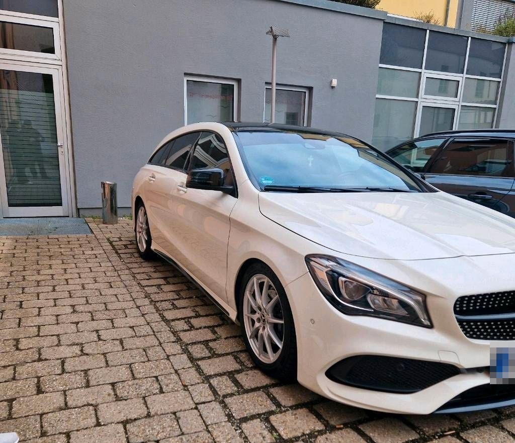 Mercedes-Benz Mercedes Benz CLA 200 foto 13