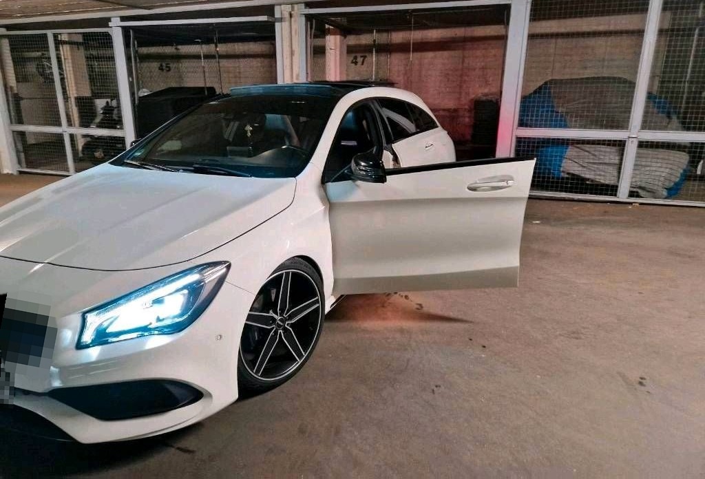 Mercedes-Benz Mercedes Benz CLA 200 foto 6