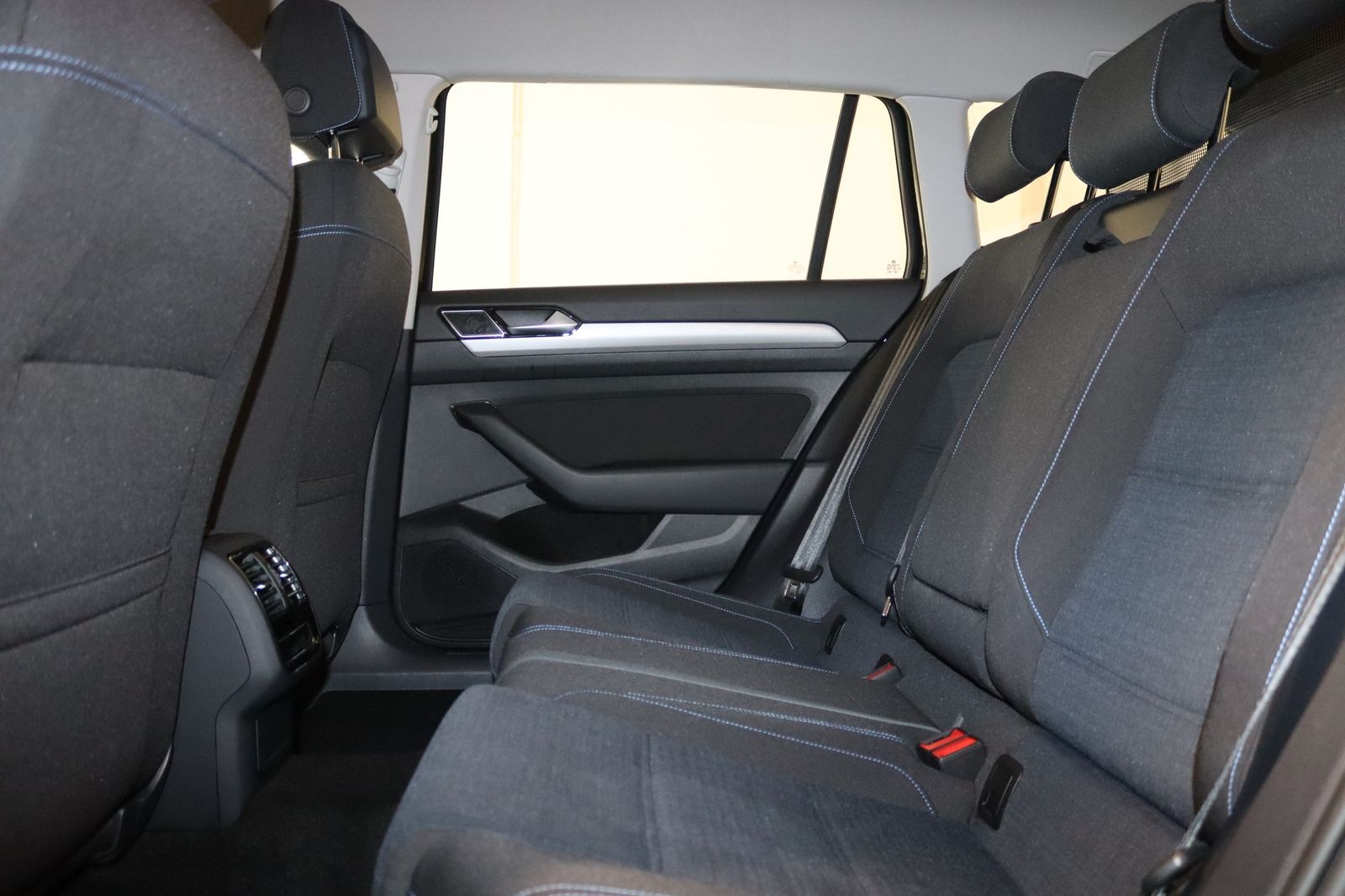 Volkswagen Passat Var. GTE-NAV-LED-KAMERA-ACC-SPUR- foto 11