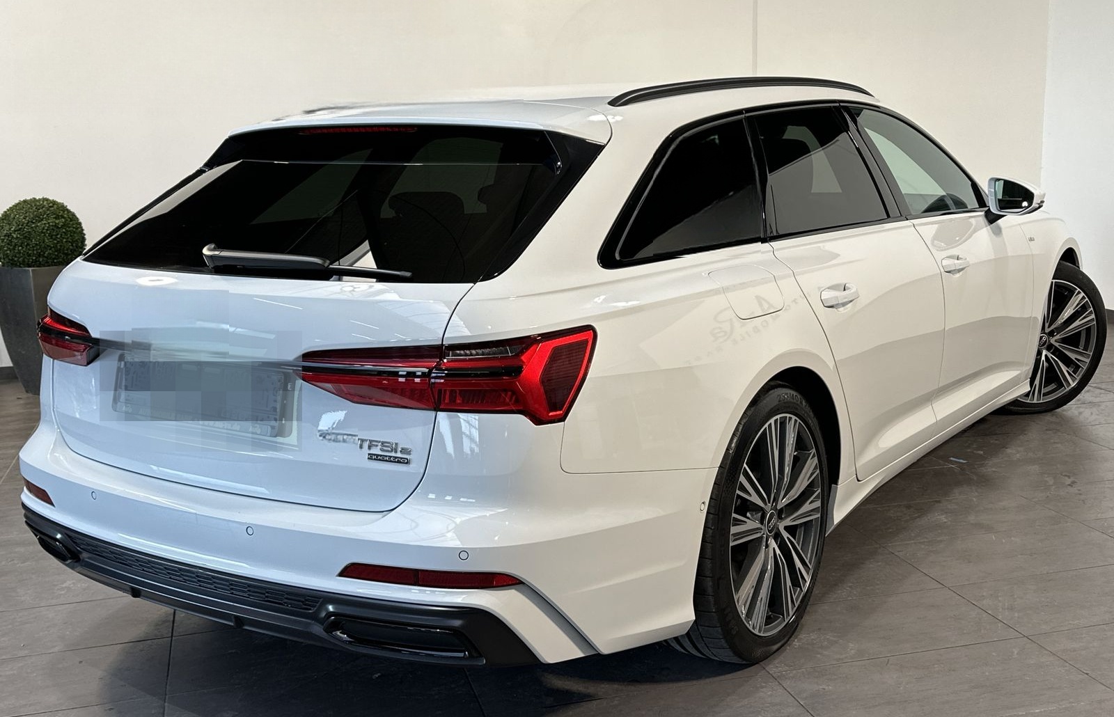 Audi A6 Avant 50 TFSI e Qu S-Line NAV+LED+VCOCK+20ZO foto 4