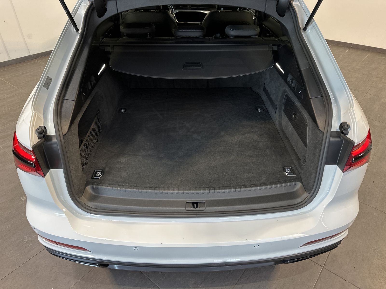 Audi A6 Avant 50 TFSI e Qu S-Line NAV+LED+VCOCK+20ZO foto 6