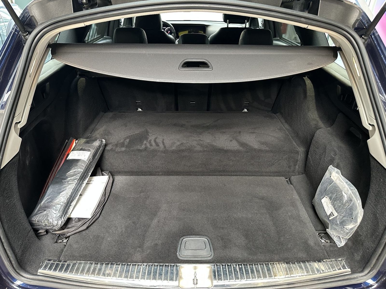 Mercedes-Benz E 300 de T-Modell Exclusive foto 24
