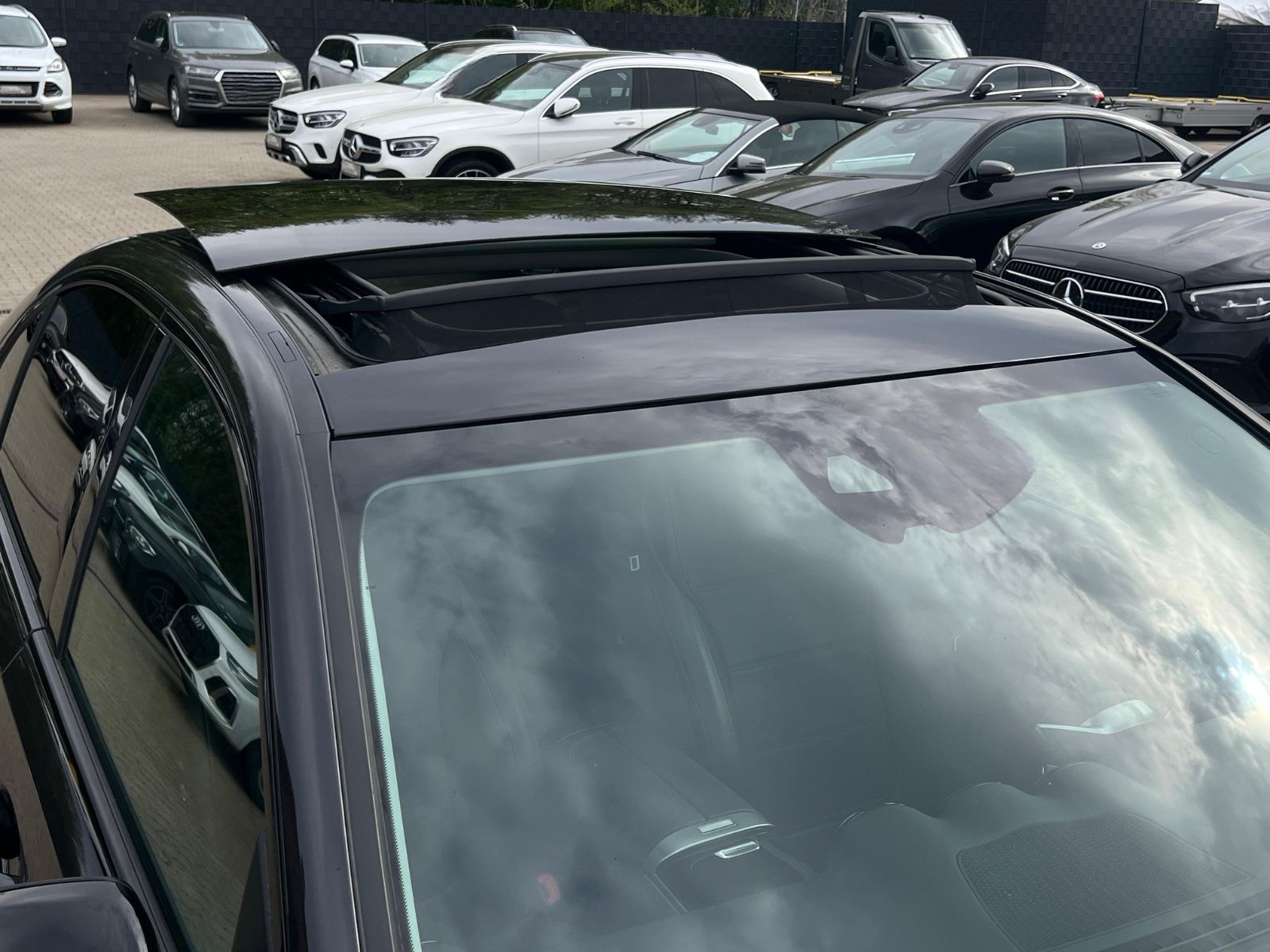 Mercedes-Benz C300 Lim. 9G-TR AVANTGARDE-PANODACH-360°CAM-LED- foto 14