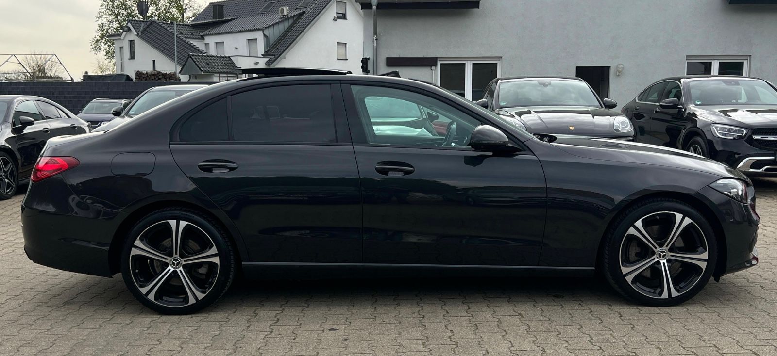 Mercedes-Benz C300 Lim. 9G-TR AVANTGARDE-PANODACH-360°CAM-LED- foto 7