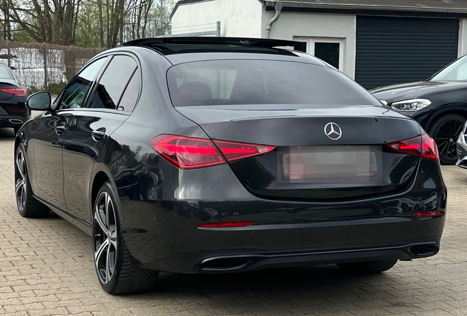 Mercedes-Benz C300 Lim. 9G-TR AVANTGARDE-PANODACH-360°CAM-LED- foto 8