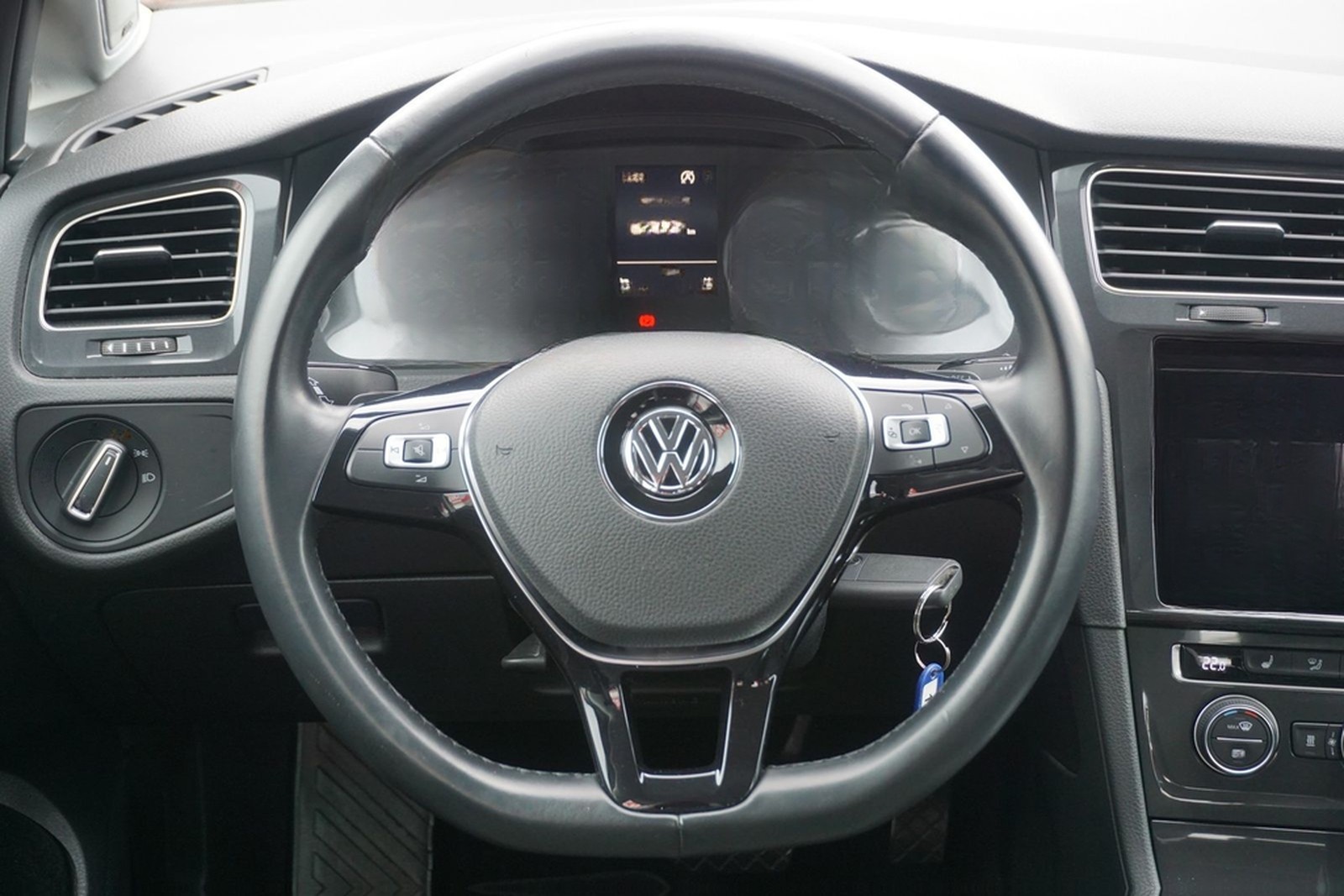 Volkswagen Golf VII Variant 1.4 TSI DSG PDC Standheizung foto 14