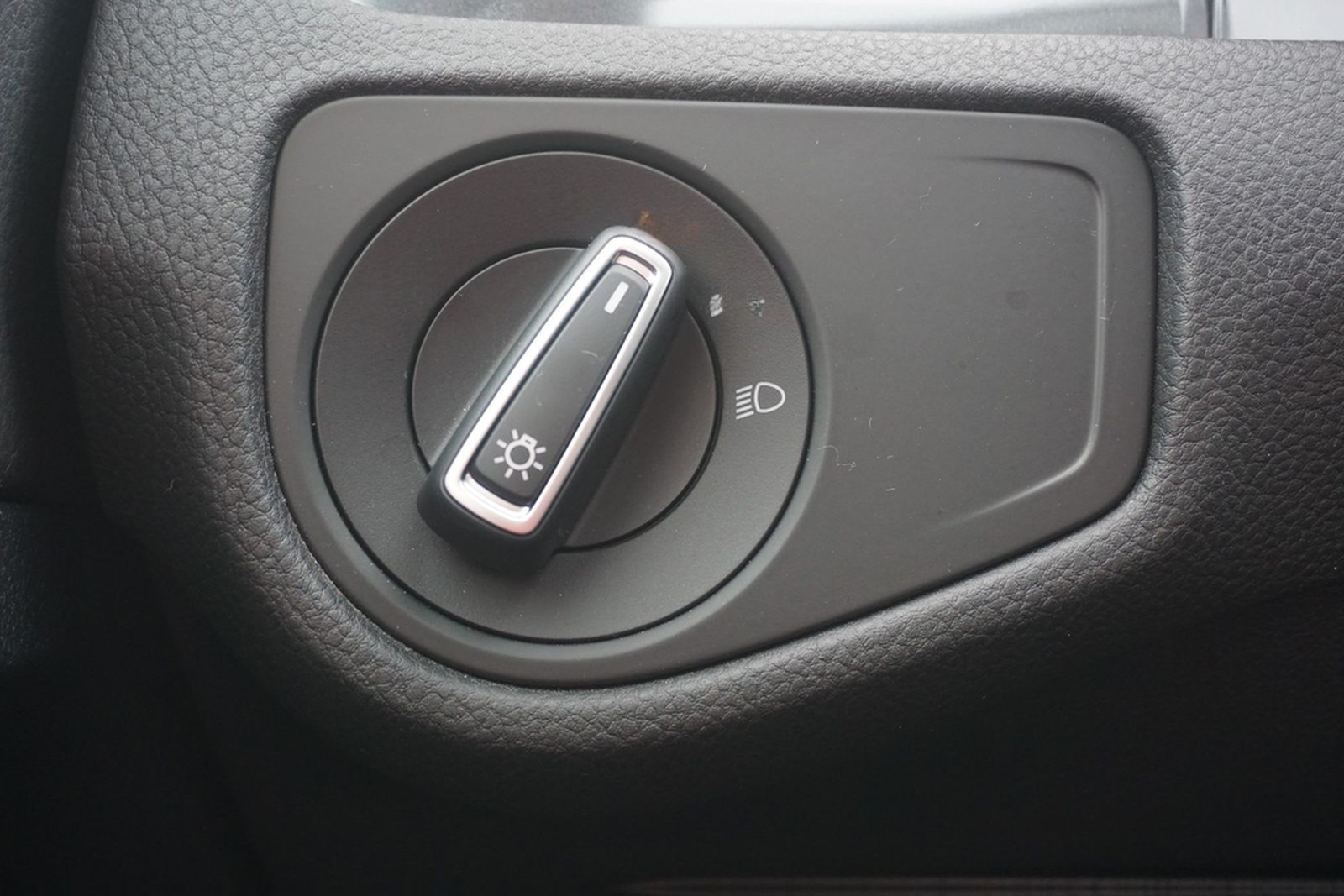 Volkswagen Golf VII Variant 1.4 TSI DSG PDC Standheizung foto 20