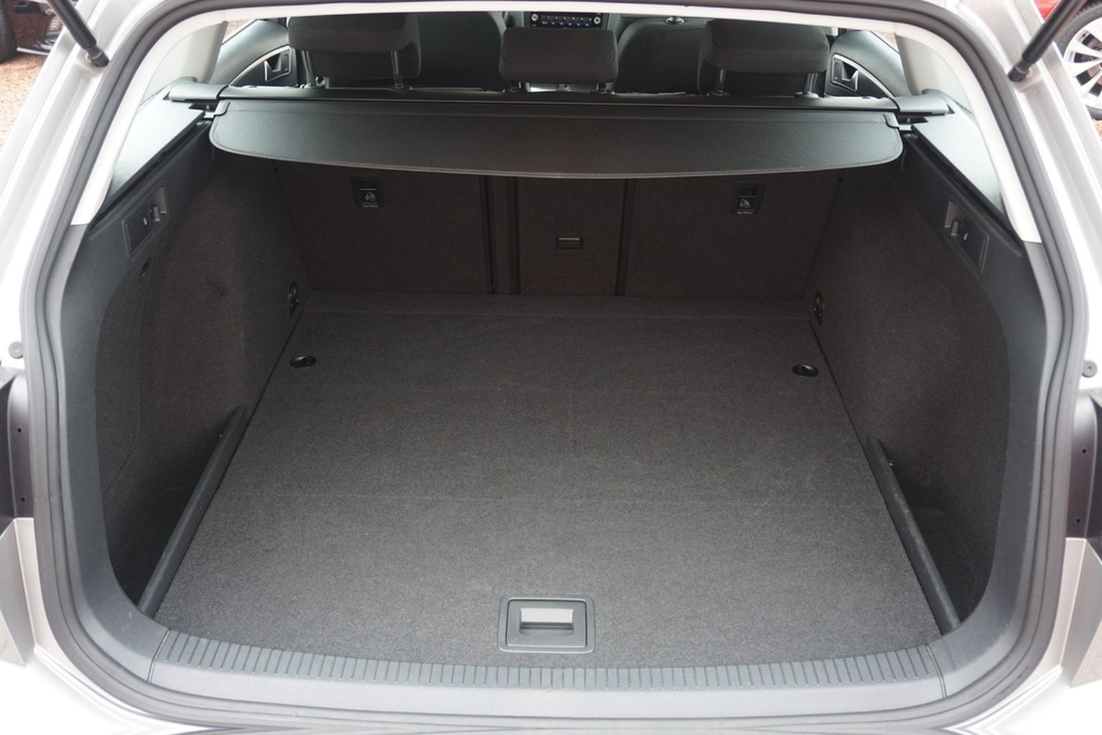 Volkswagen Golf VII Variant 1.4 TSI DSG PDC Standheizung foto 28