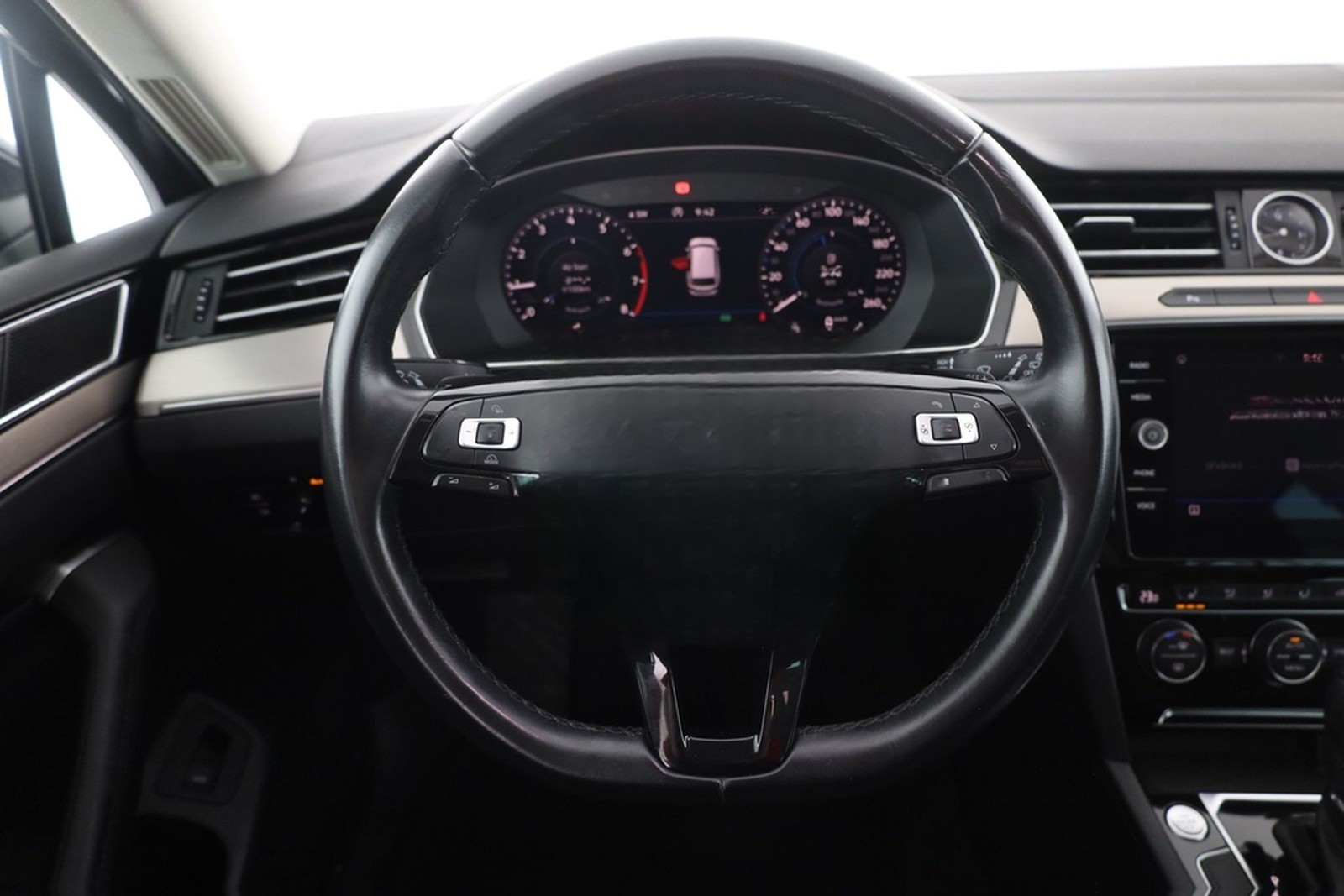 Volkswagen Passat Variant 1.8 TSI DSG Highline LED ACC AHK foto 14