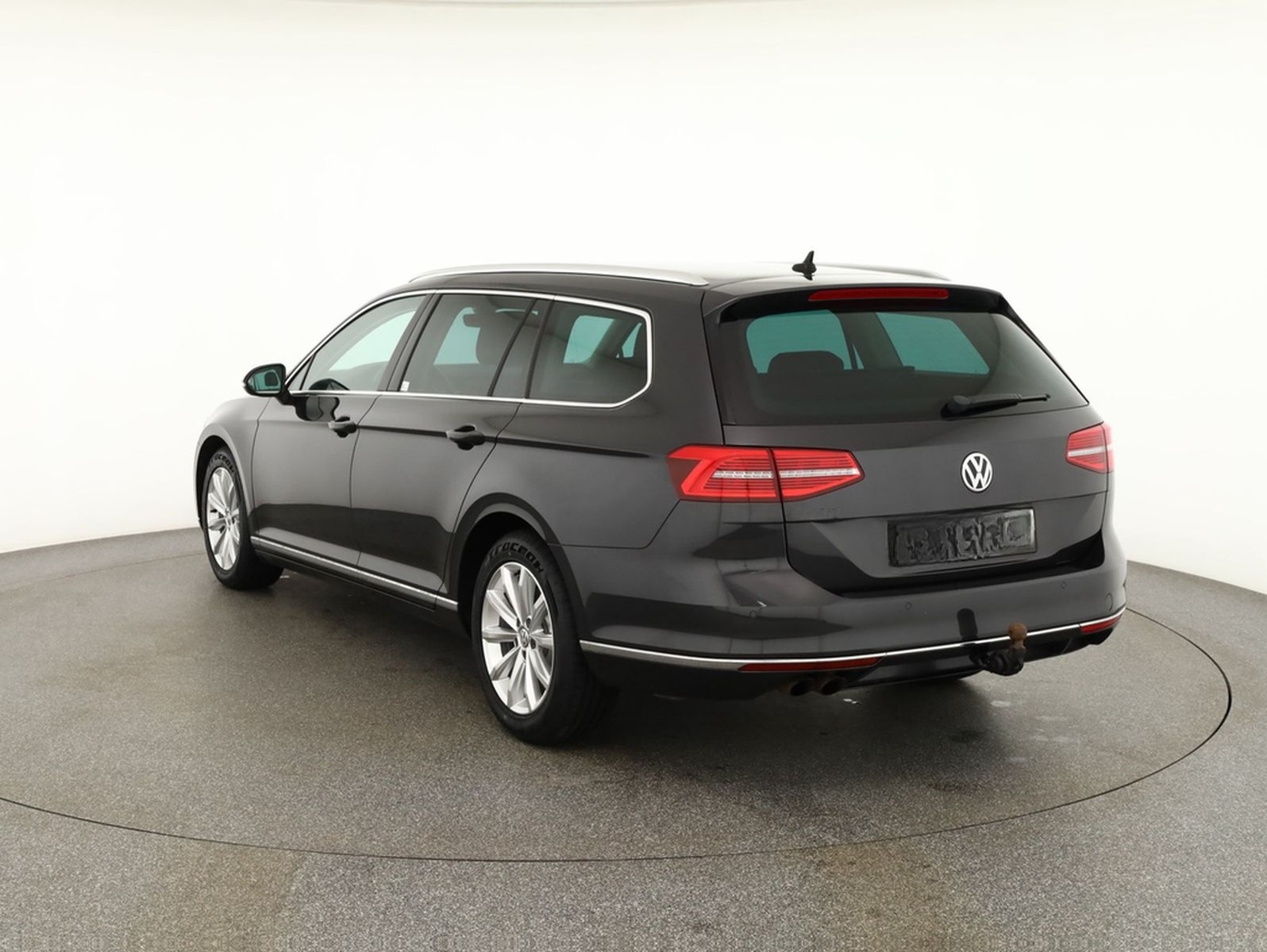Volkswagen Passat Variant 1.8 TSI DSG Highline LED ACC AHK foto 3