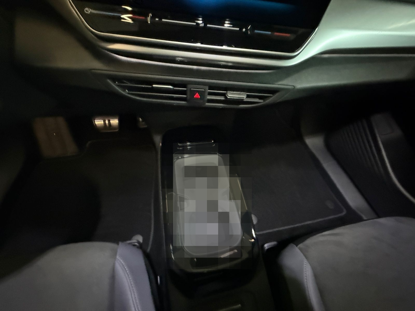 Volkswagen ID.4 Pro 210kW/77kWh *AHK*Kamera*Navi*LED*+3J. G foto 12