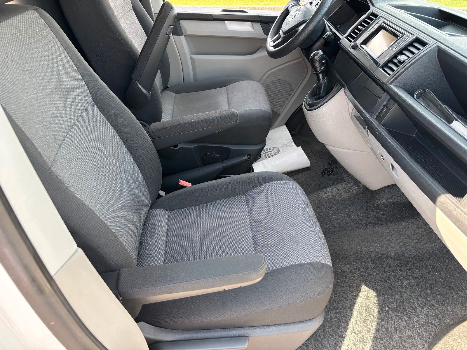 Volkswagen T6 Kasten Hochdach lang L2H3 KLIMA Tempomat foto 6