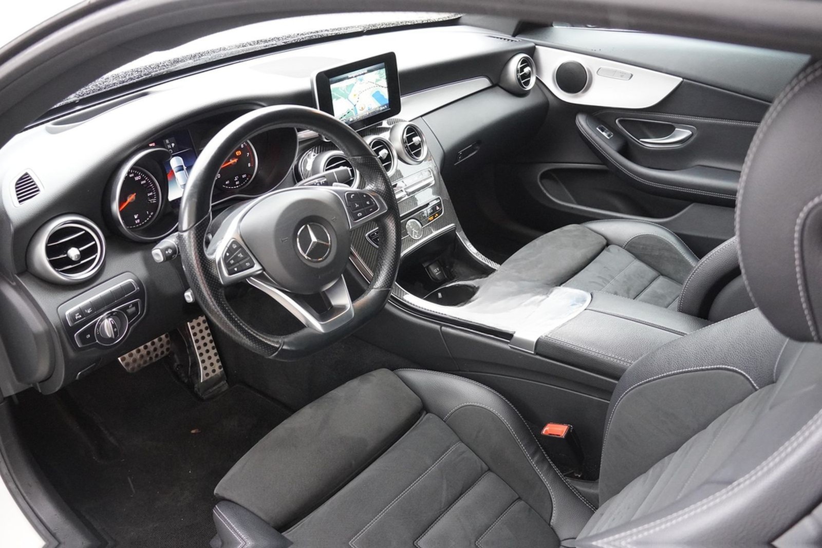 Mercedes-Benz C200 4Matic AMG Line Navi Totwinkel Head-Up LED foto 9