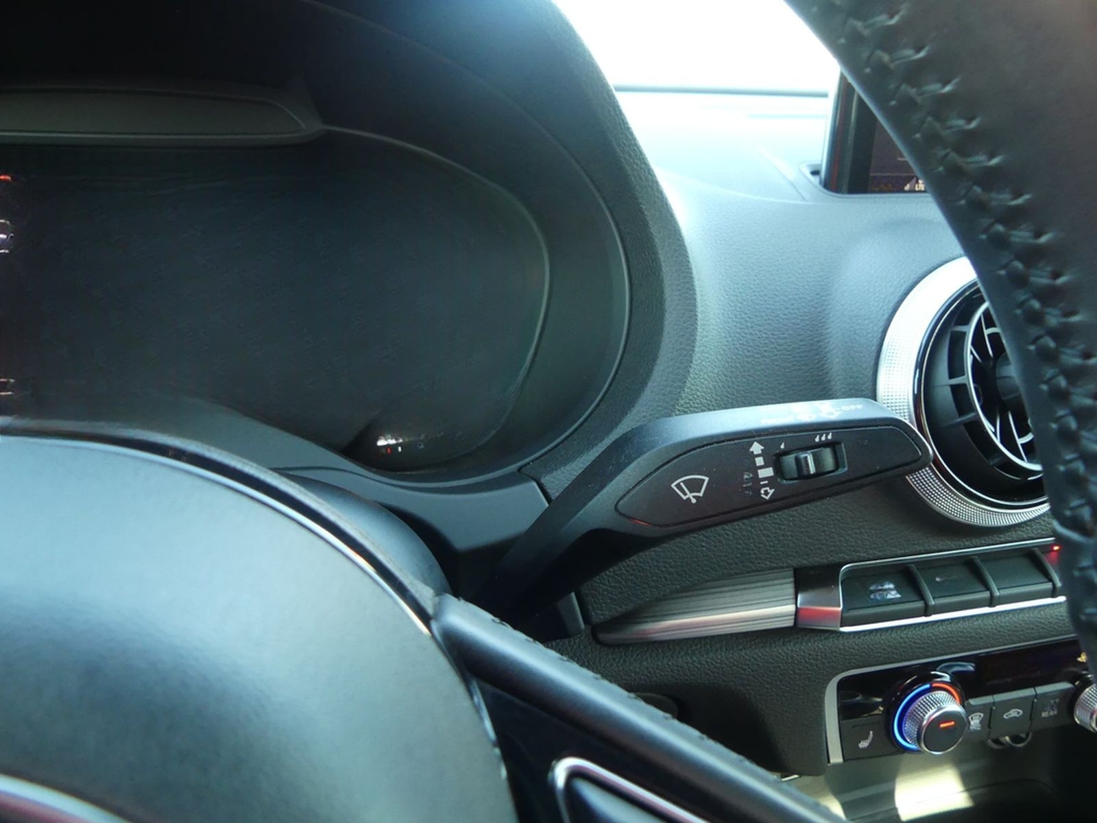 Audi A3 Sportback 1.4 TFSI LED Virtual ACC Sitzheizun foto 27