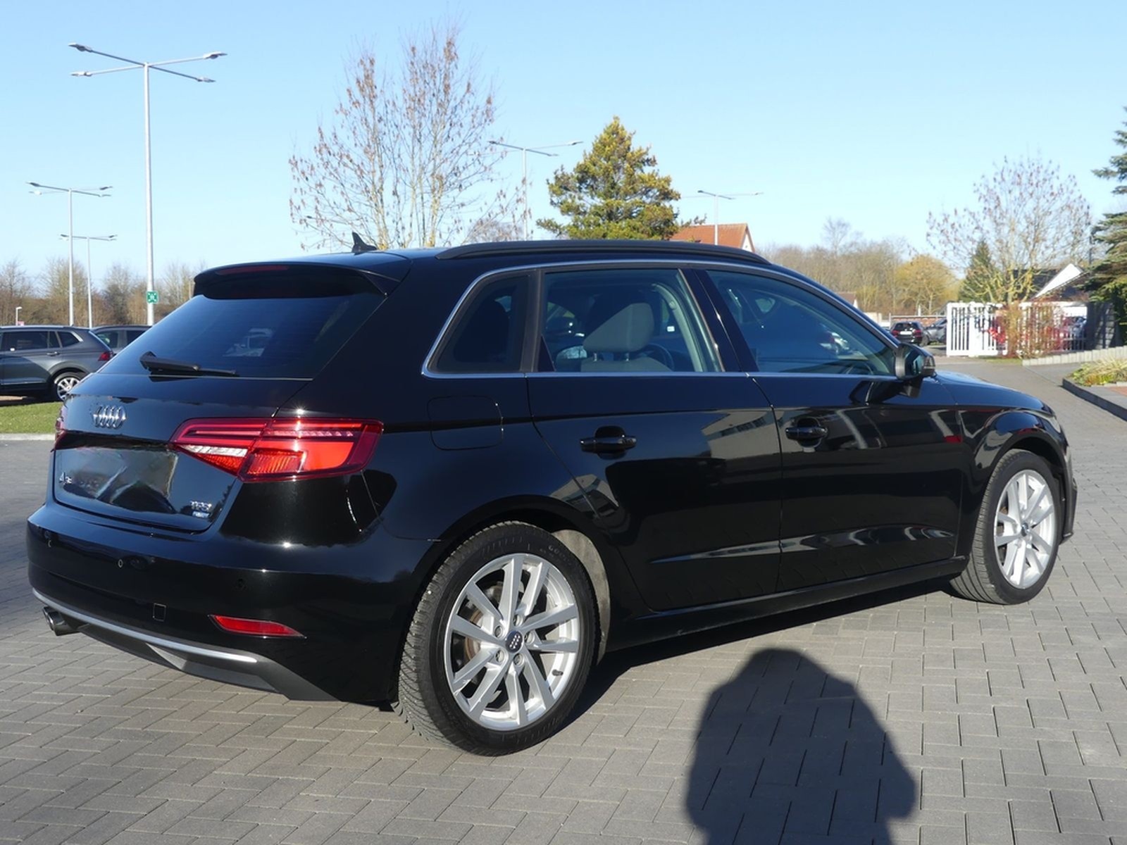 Audi A3 Sportback 1.4 TFSI LED Virtual ACC Sitzheizun foto 5