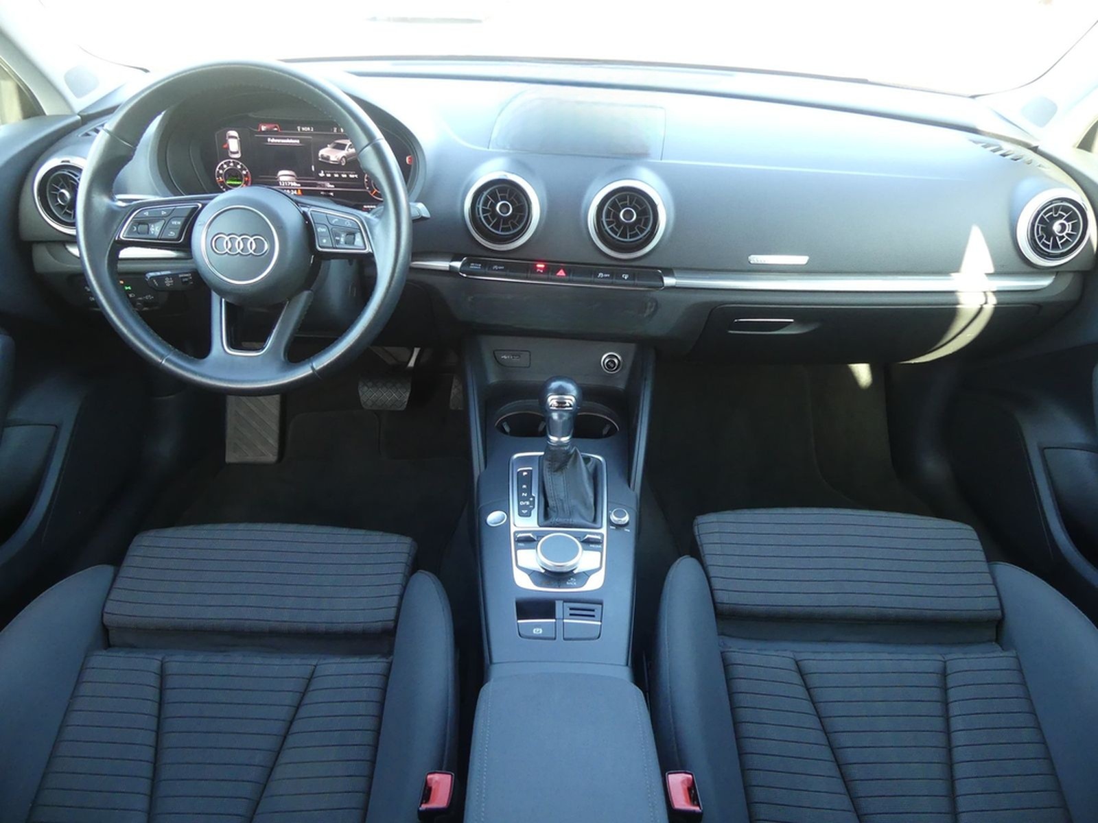 Audi A3 Sportback 1.4 TFSI LED Virtual ACC Sitzheizun foto 10