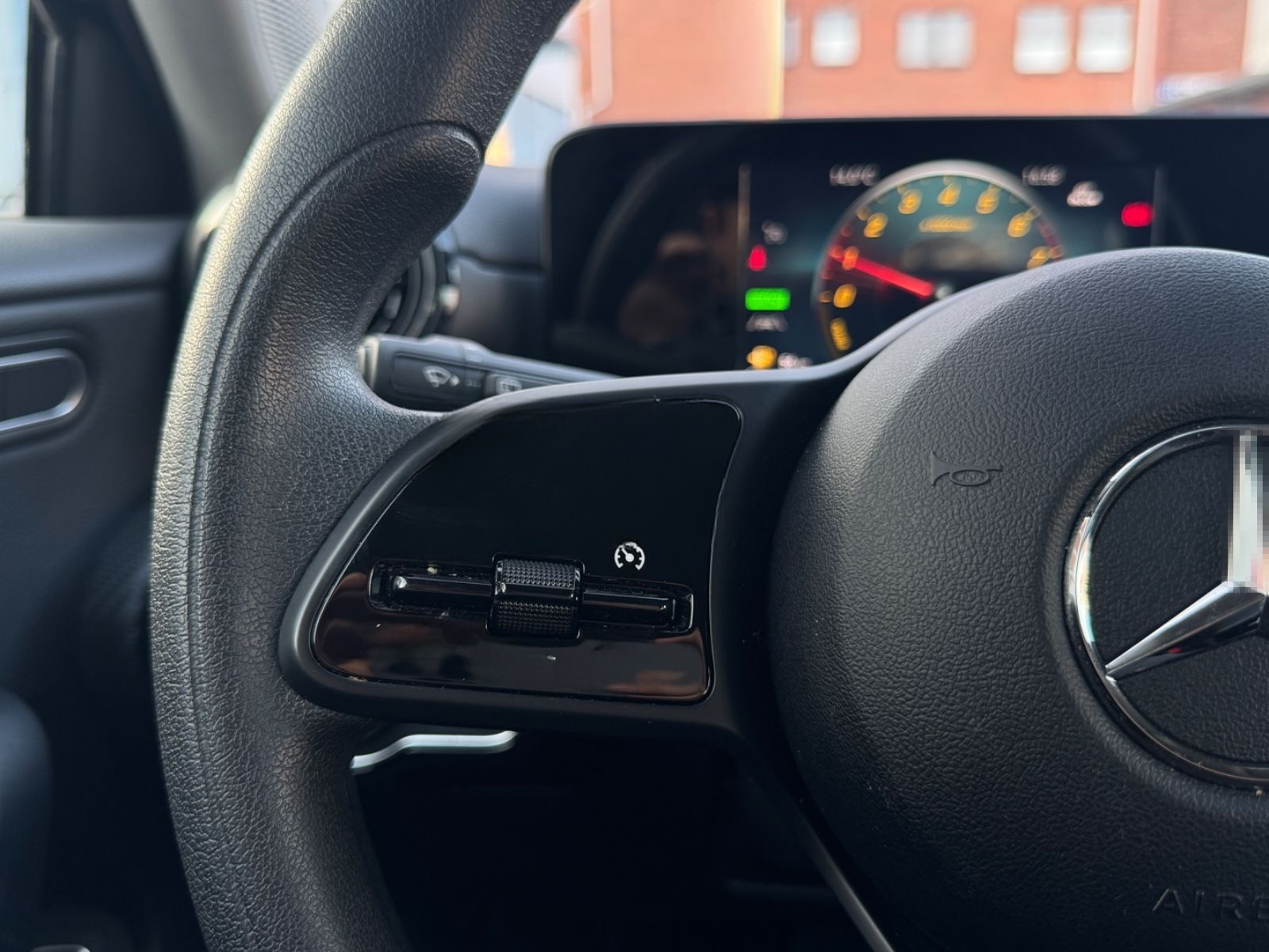 Mercedes-Benz A 250e*1.Hand*Scheckheft*CarPlay*NAVI*Parkpilot* foto 13