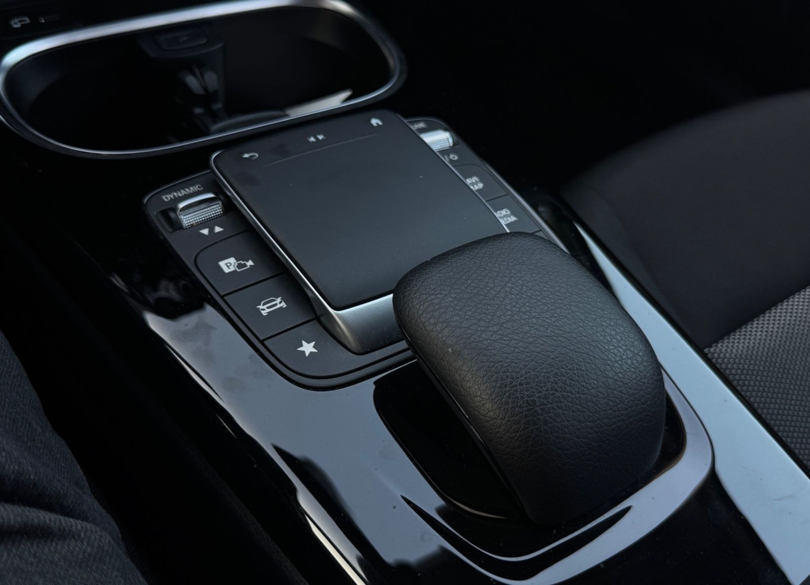 Mercedes-Benz A 250e*1.Hand*Scheckheft*CarPlay*NAVI*Parkpilot* foto 15