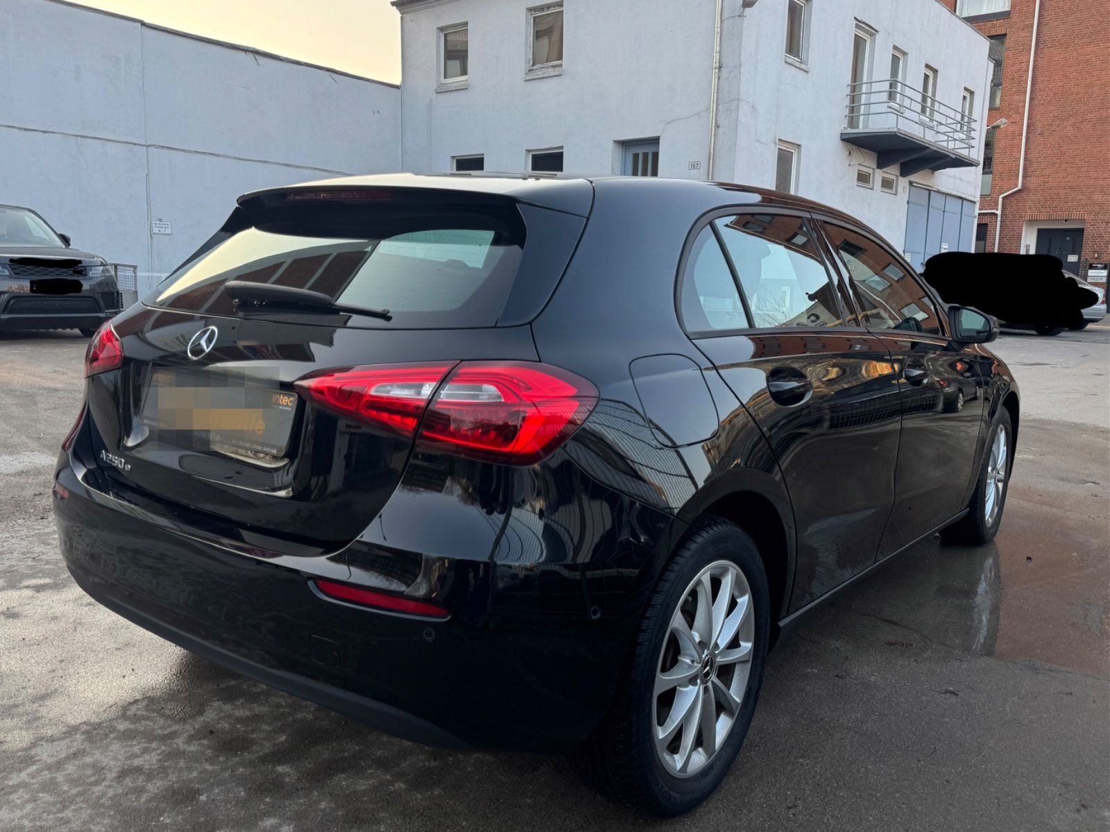 Mercedes-Benz A 250e*1.Hand*Scheckheft*CarPlay*NAVI*Parkpilot* foto 5