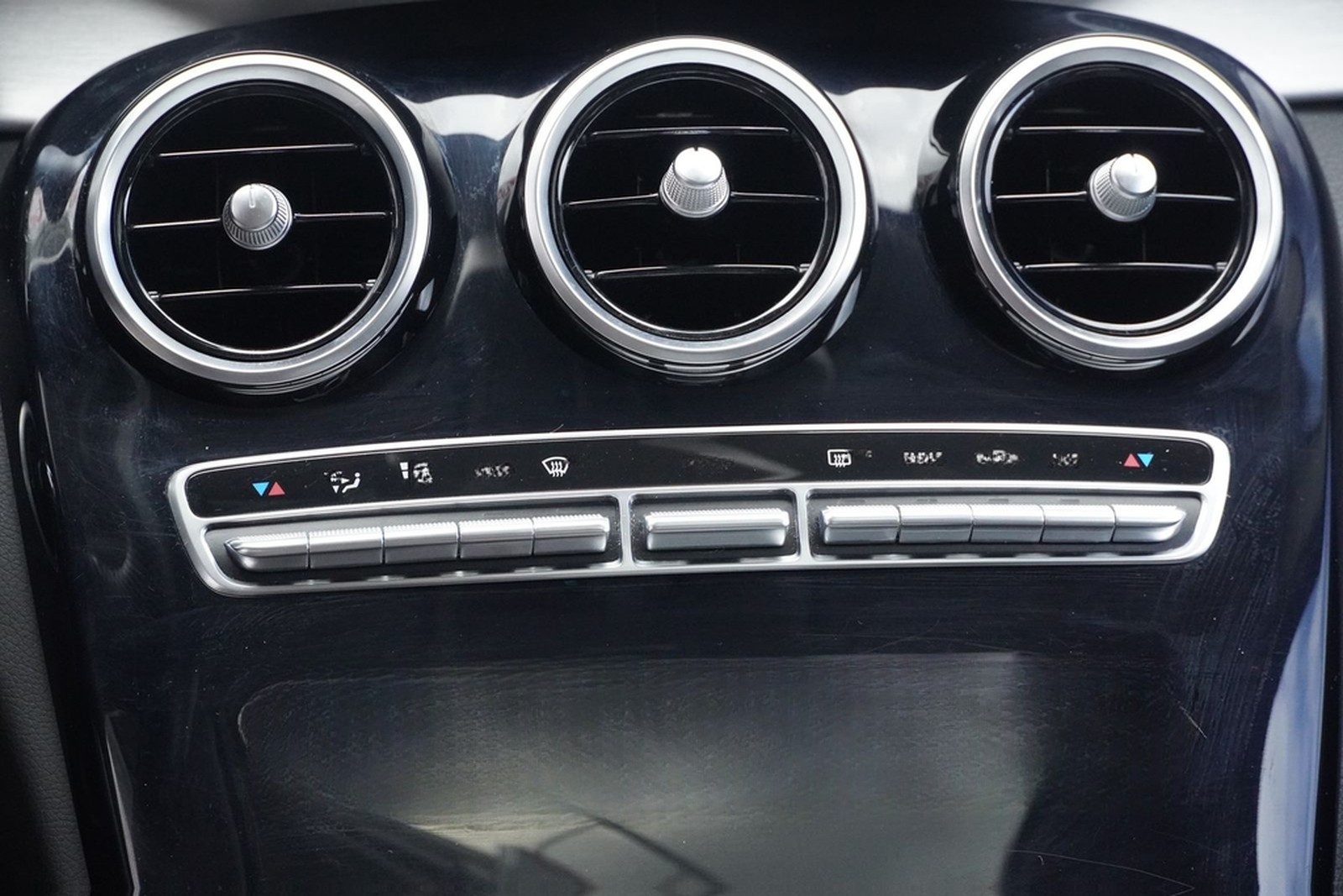 Mercedes-Benz C180 Avantgarde LED Navi Sitzheizung Schiebedach foto 15