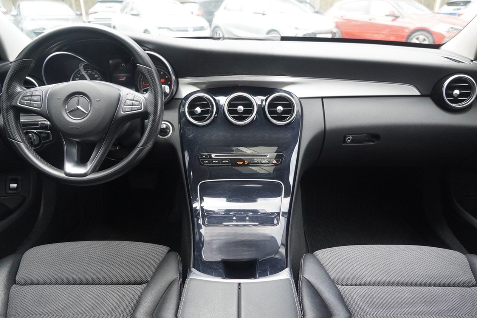 Mercedes-Benz C180 Avantgarde LED Navi Sitzheizung Schiebedach foto 10