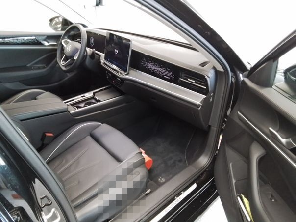 Volkswagen Passat Elegance 1.5 eHybrid HUD Pano AHK H&K 360 foto 4