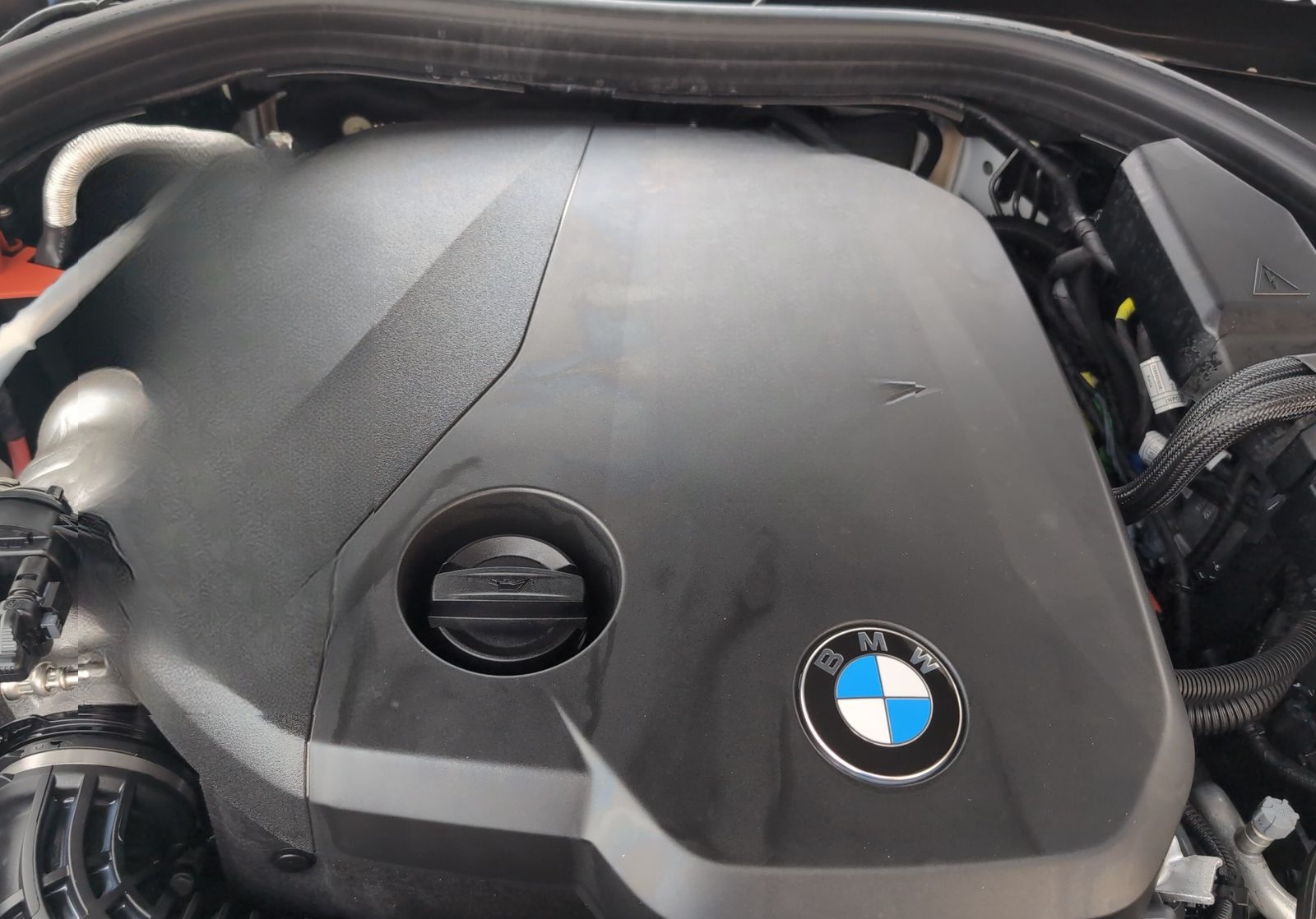 BMW 520d xDrive Limousine M Sport Standheizung AHK foto 16